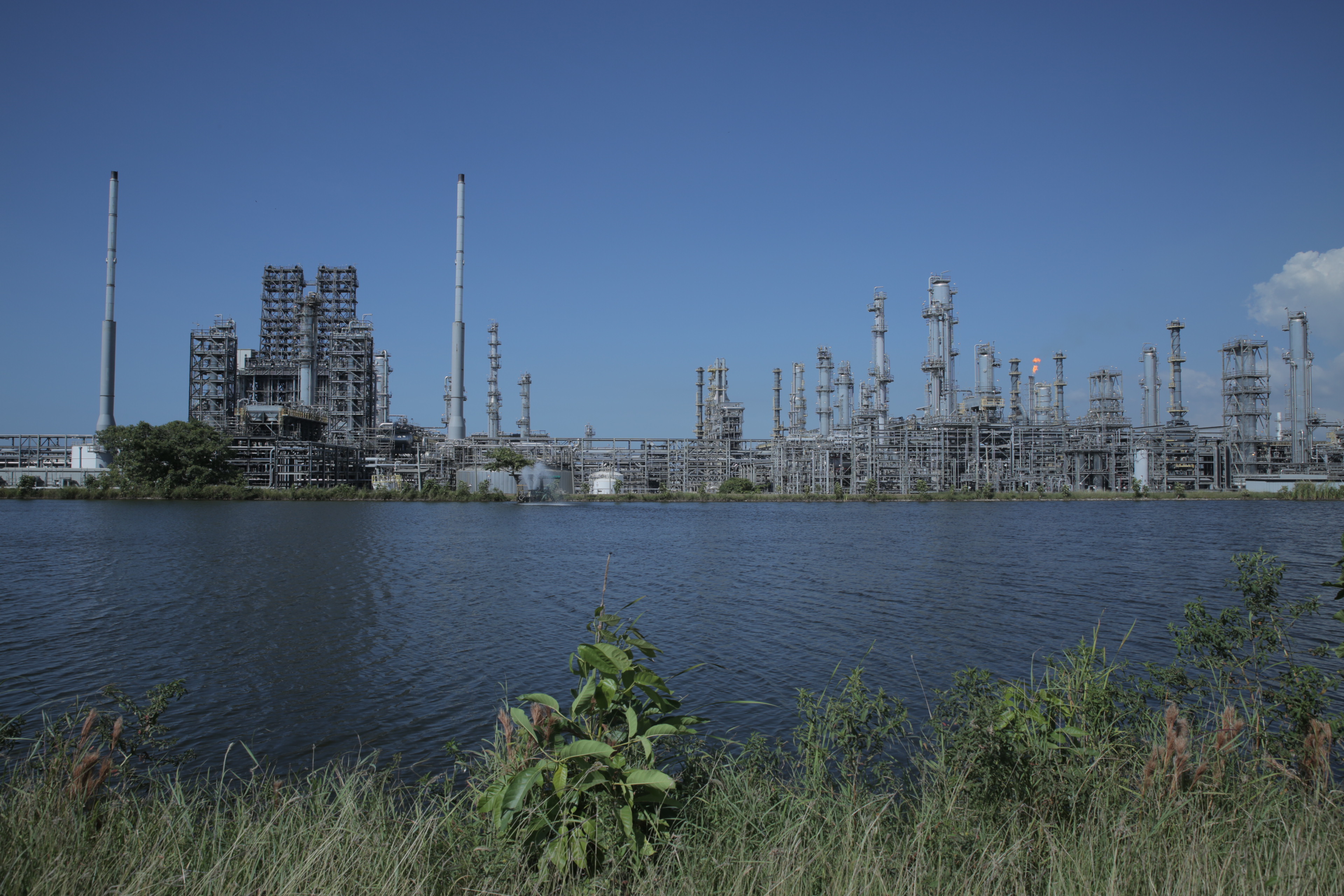 Ecopetrol atiende falla en suministro de energía que ocasionó apagado en la Refinería de Cartagena